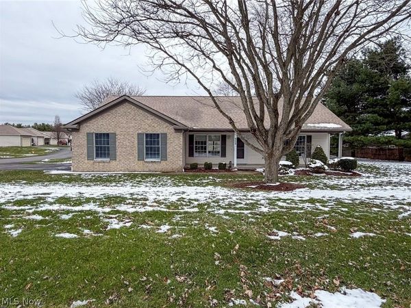 8208 Maramont Drive , Youngstown, OH 44512