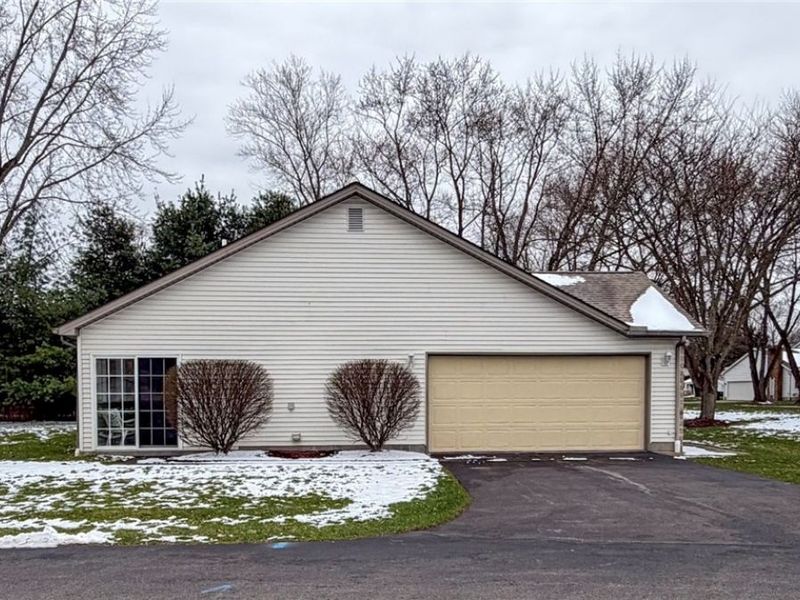 8208 Maramont Drive, Youngstown, OH 44512 Photo 22