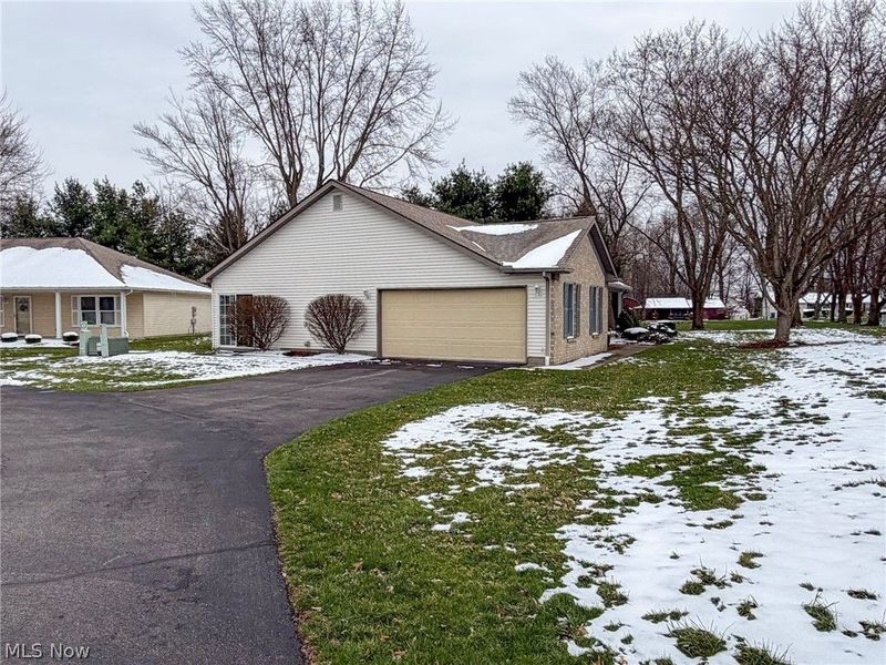 8208 Maramont Drive, Youngstown, OH 44512 Photo 23