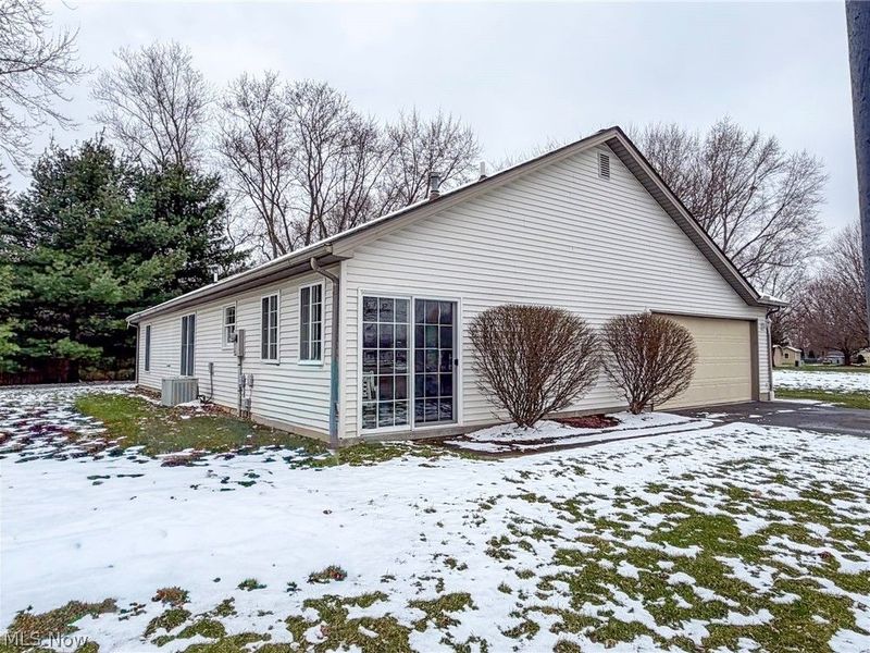 8208 Maramont Drive, Youngstown, OH 44512 Photo 25