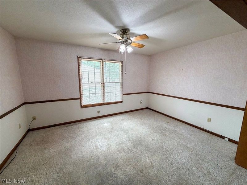 8208 Maramont Drive, Youngstown, OH 44512 Photo 7