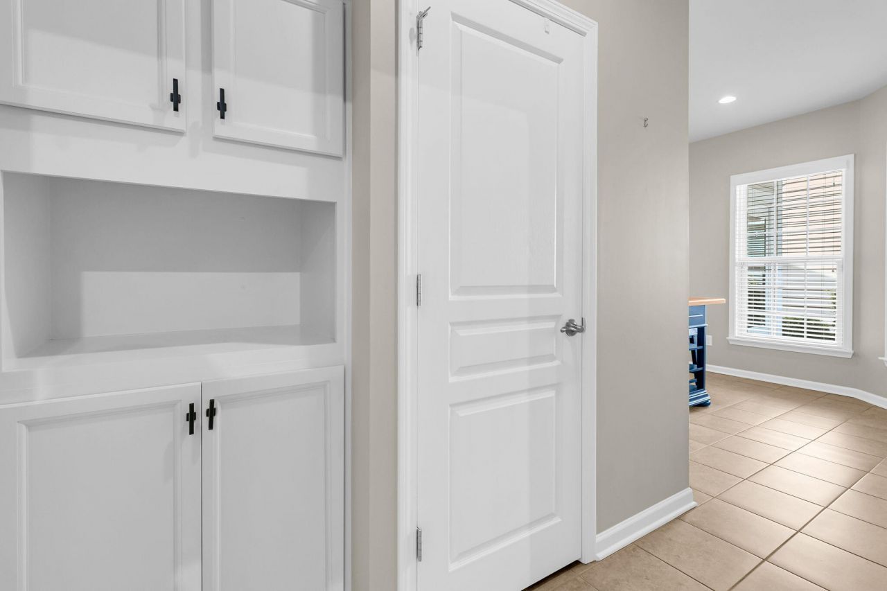 226 Waterfront Park Drive Photo 14