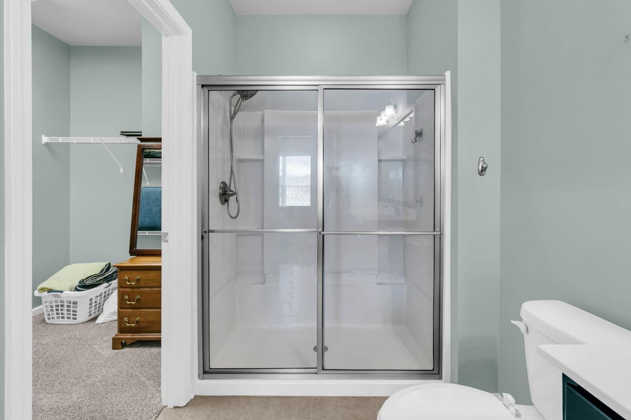 226 Waterfront Park Drive Photo 29