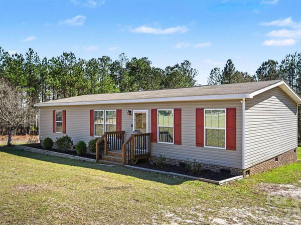 7836 Taxahaw Road, Kershaw, SC 29067