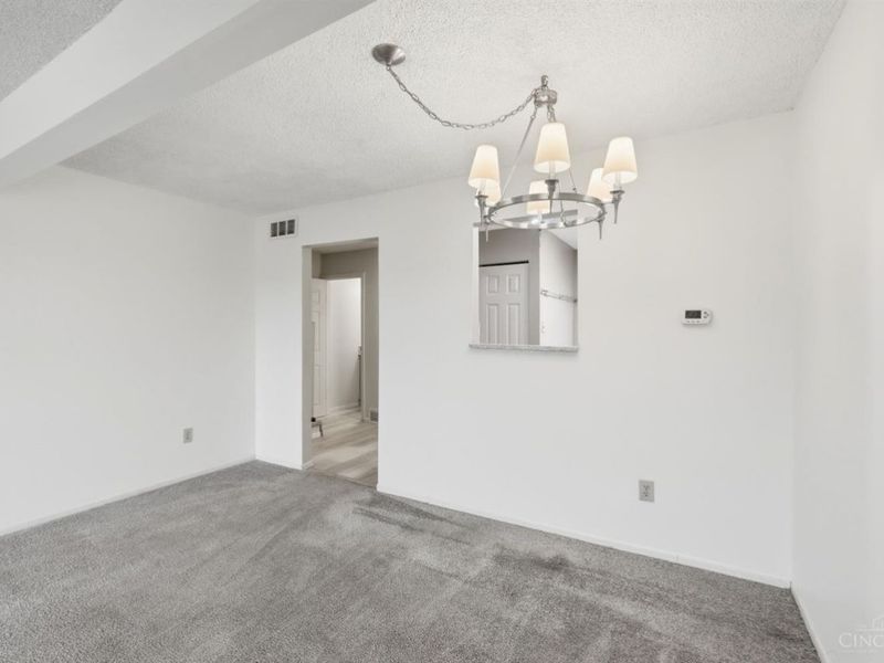 5196 Putters Circle, West Chester, OH 45069 Photo 16