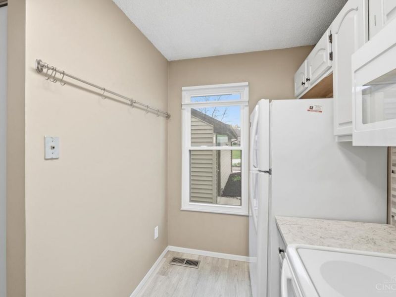 5196 Putters Circle, West Chester, OH 45069 Photo 19