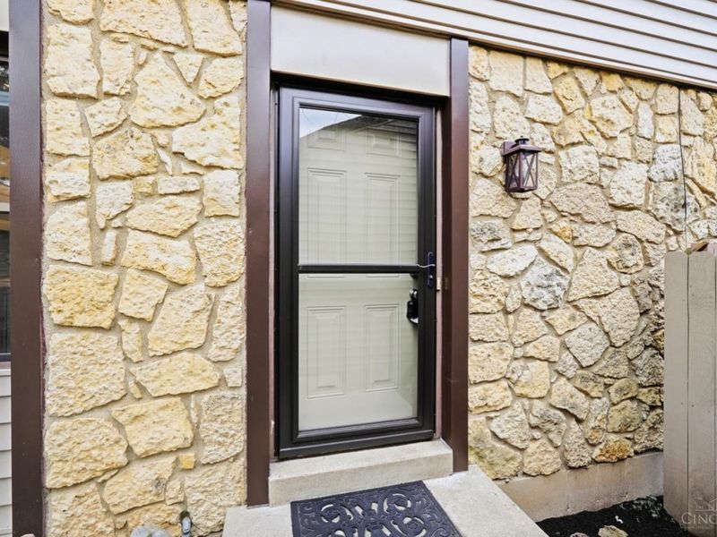 5196 Putters Circle, West Chester, OH 45069 Photo 5