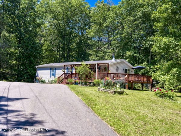 140 Gallis Hill Road, Kingston, NY 12401