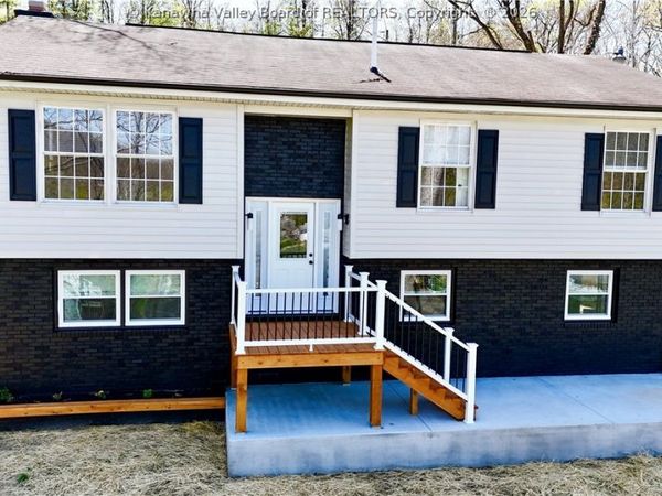 219 Westmoreland Drive, Dunbar, WV 25064