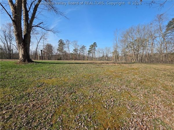 9145 Waterloo Church Smith Road, Leon, WV 25123