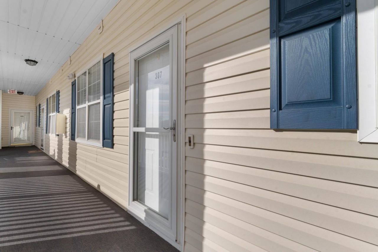 901 West Port Dr. Photo 26