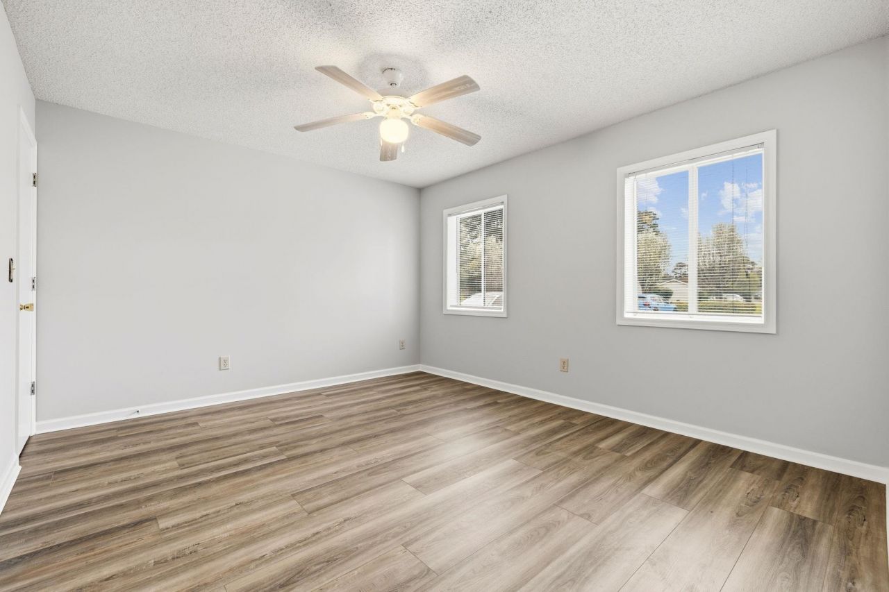 1129 White Tree Ln.  Photo 14