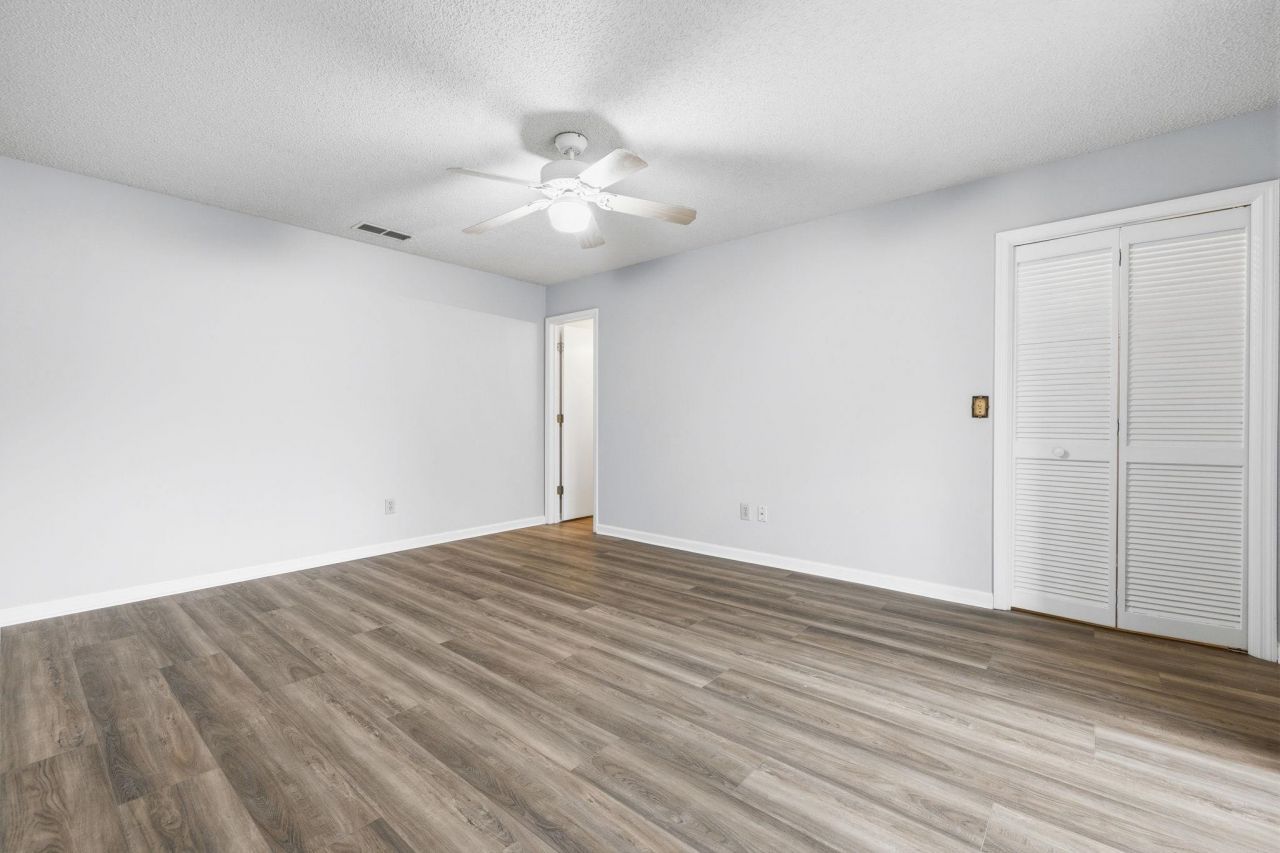 1129 White Tree Ln.  Photo 19