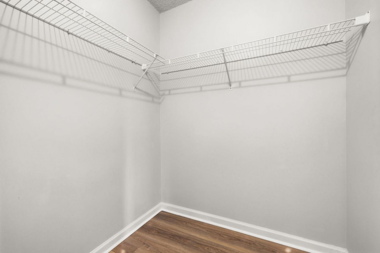 1129 White Tree Ln.  Photo 23