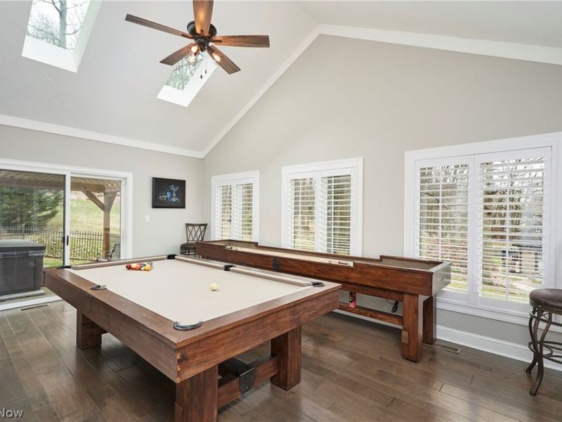 3949 N Shore Drive, Bath, OH 44333 Photo 18