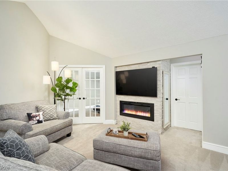 3949 N Shore Drive, Bath, OH 44333 Photo 25