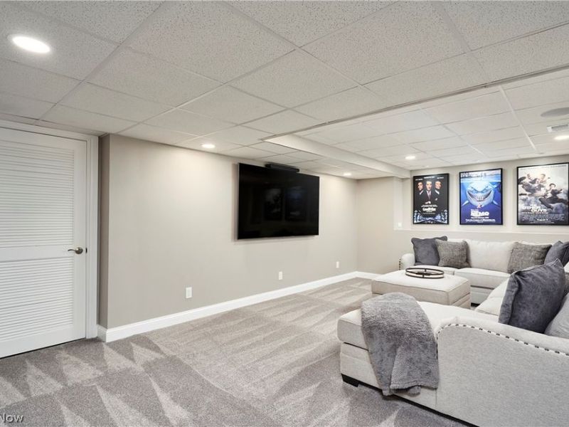 3949 N Shore Drive, Bath, OH 44333 Photo 36