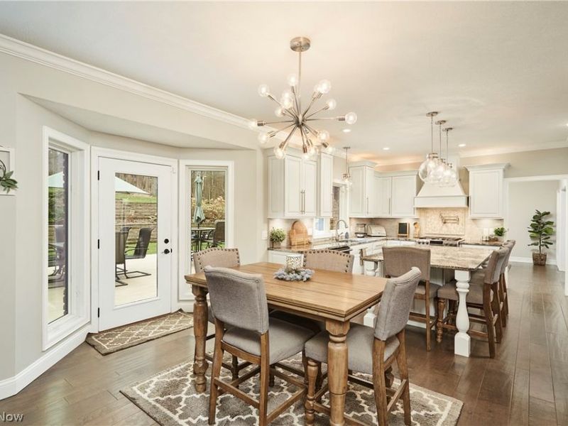 3949 N Shore Drive, Bath, OH 44333 Photo 7