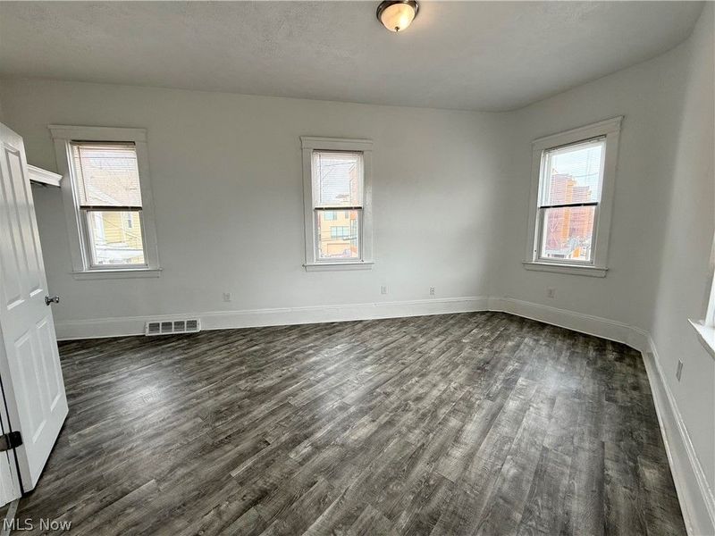 1884 E 120th Street, Cleveland, OH 44106 Photo 12