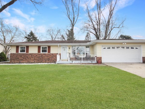 615 Alice Street, Crown Point, IN 46307