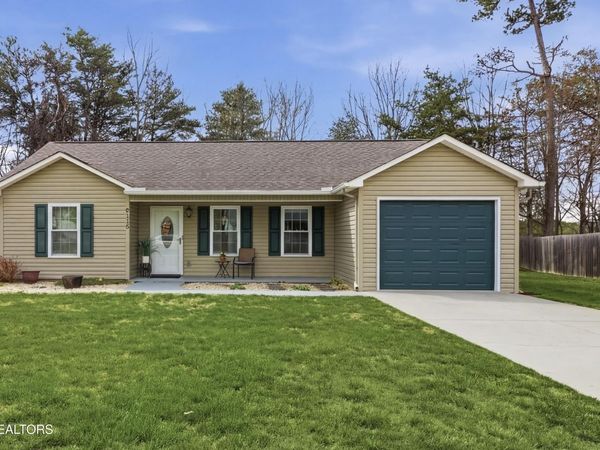 6115 Emerald Hills Lane, Knoxville, TN 37912