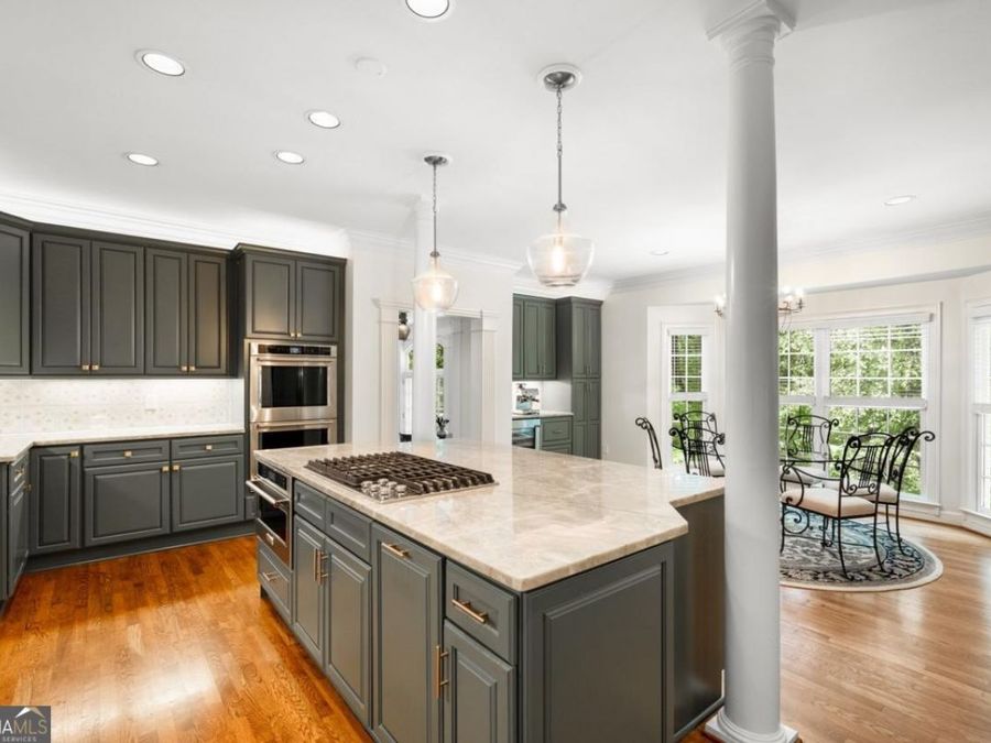 Property Image 6