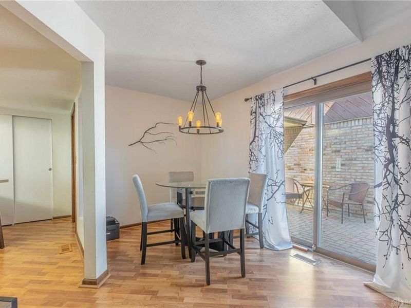 620 Thoma Place, Vandalia, OH 45377 Photo 5