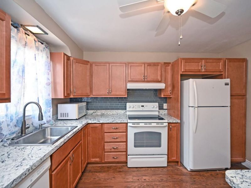 5587 Vogel Road, Cincinnati, OH 45239 Photo 16