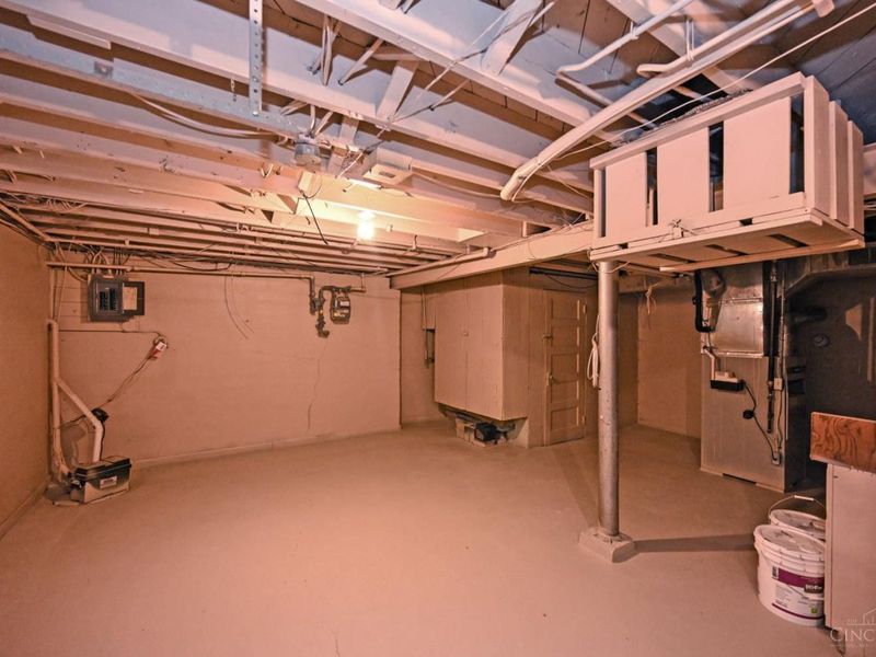 5587 Vogel Road, Cincinnati, OH 45239 Photo 35