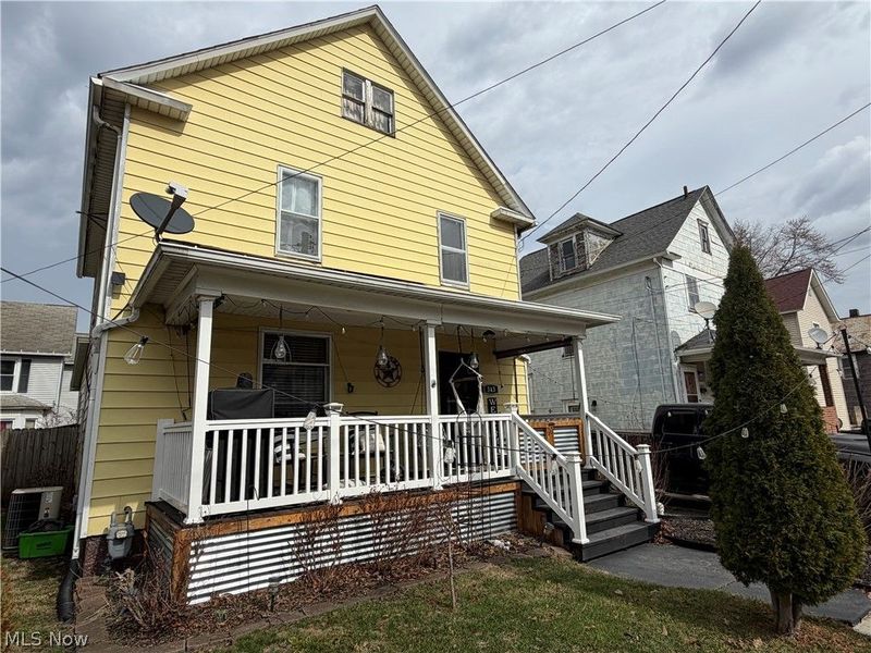 343 W Columbia Street , Alliance, OH 44601 Photo 2