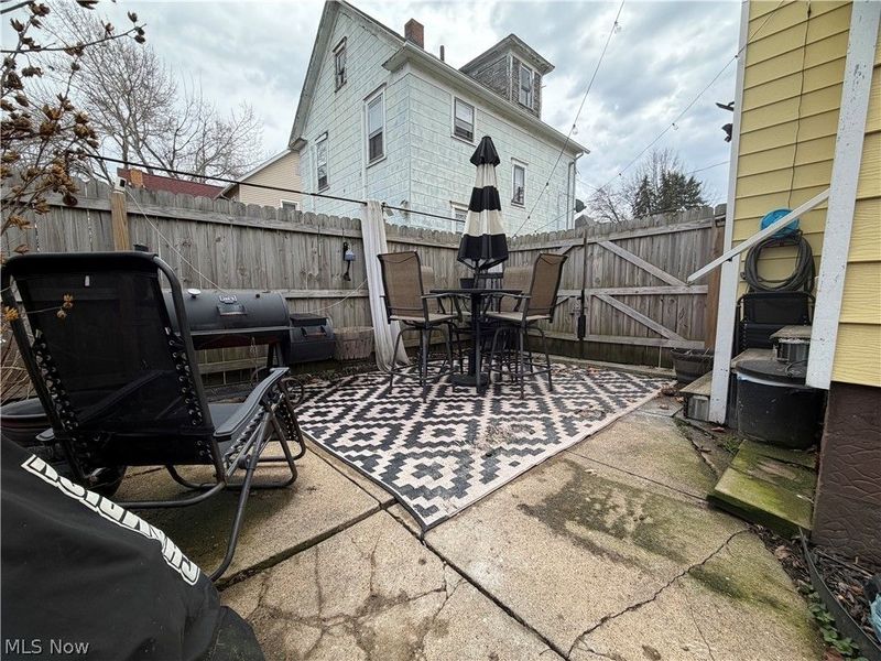 343 W Columbia Street , Alliance, OH 44601 Photo 6