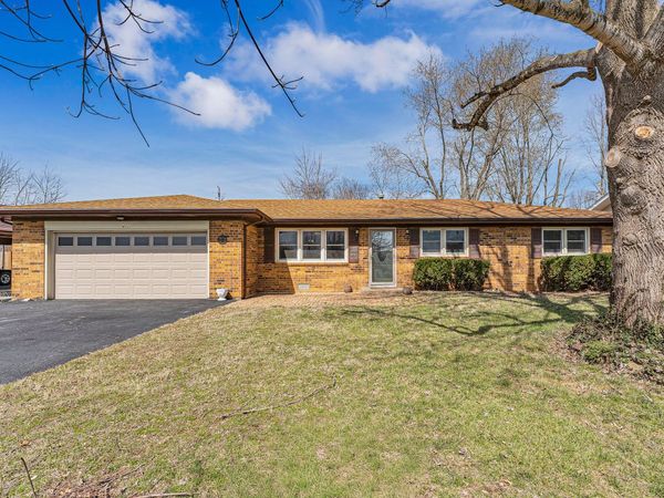 4111 W Gardenia Drive, Battlefield, MO 65619