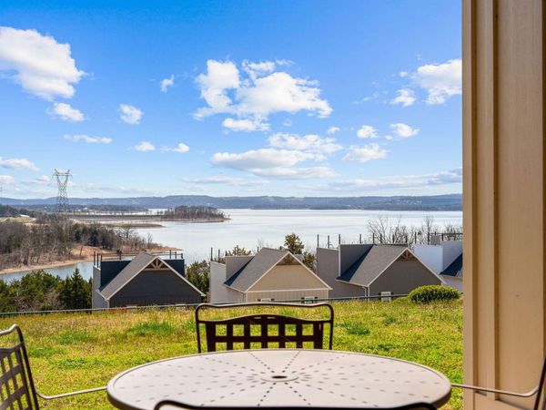 200 Majestic Drive, Unit 114, Branson, MO 65616