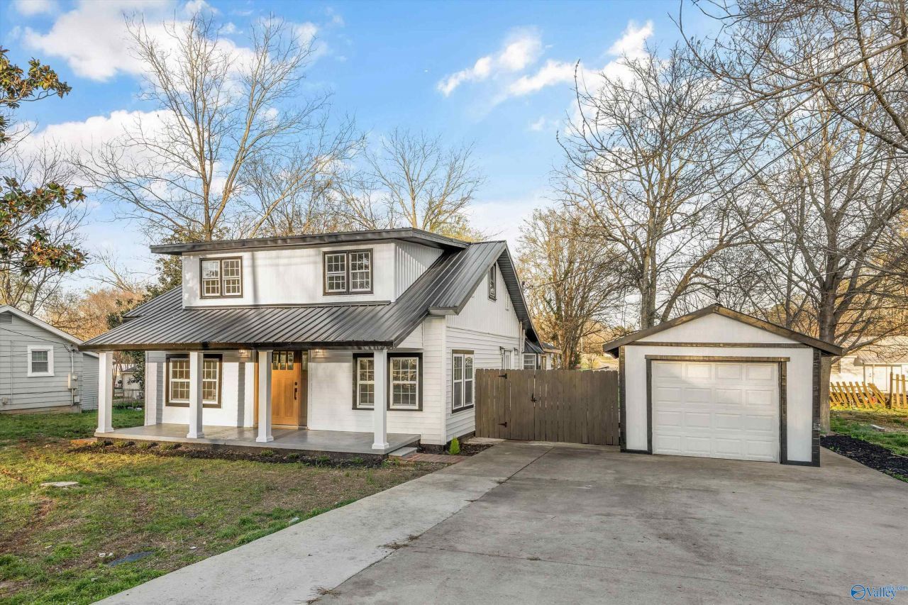 806 N Beaty Street Athens, AL 35611