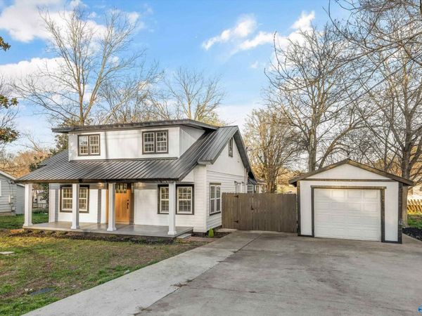 806 N Beaty Street, Athens, AL 35611