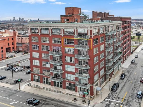 745 Washington Street, Toledo, OH 43604