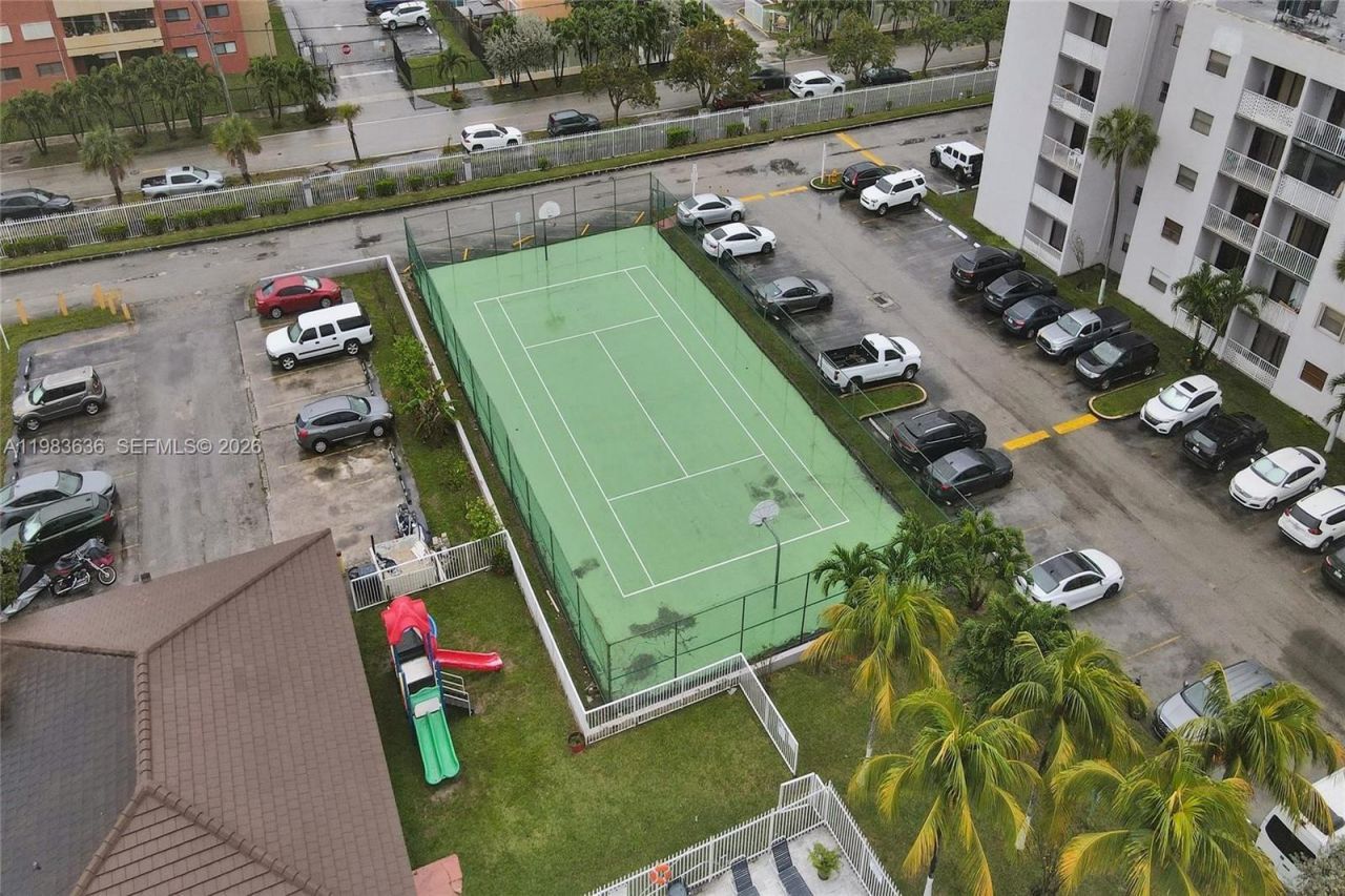 8145 NW 7th St , Unit 315, Miami, FL 33126 Photo