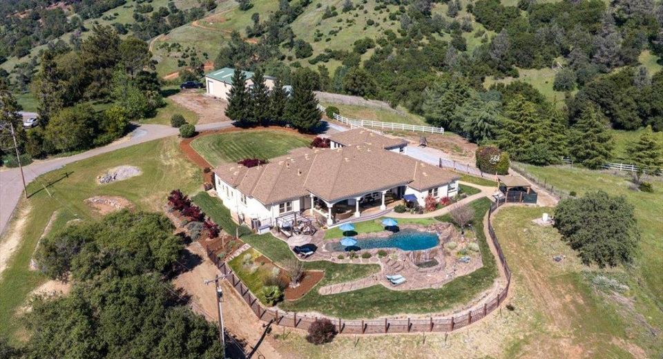 2480 Country Ln, Auburn, CA 95603 Photo