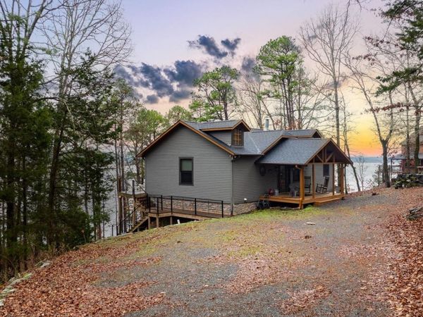 4299 Lake Drive, Clinton, AR 72031