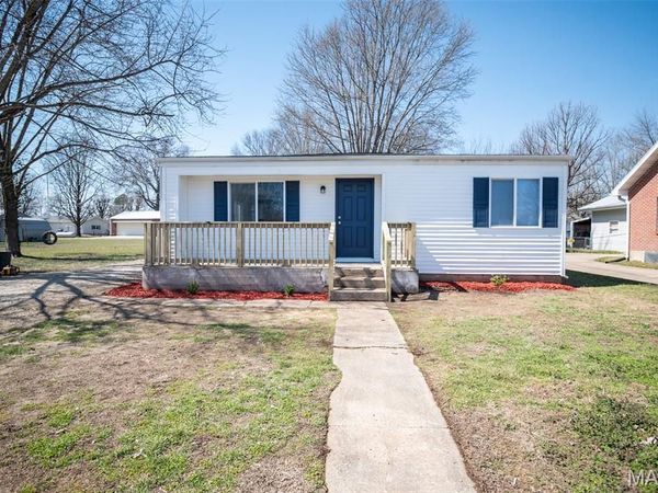 704 S Taylor Avenue, Belle, MO 65013