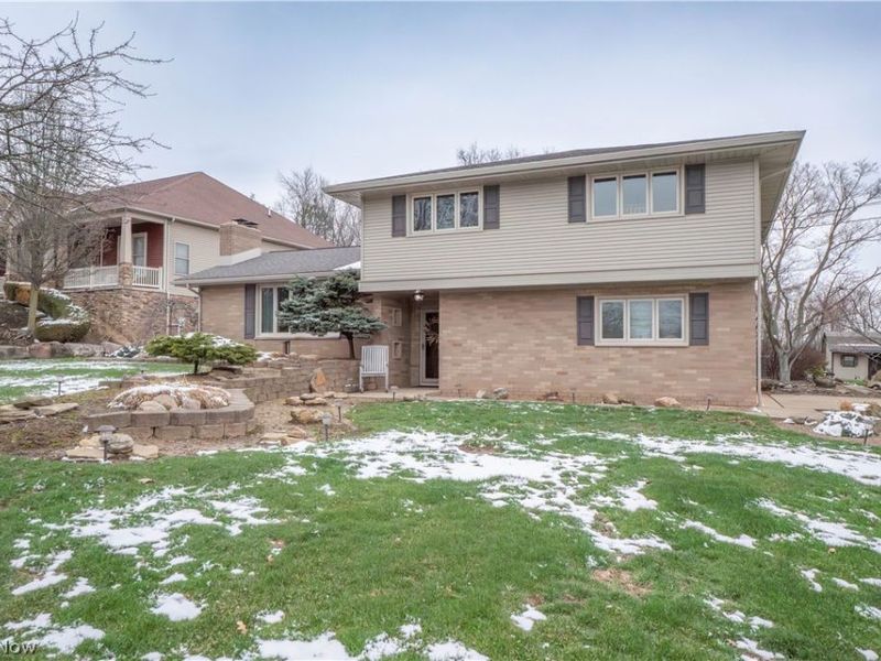 7416 Woodcrest Avenue NE, Canton, OH 44721 Photo 1