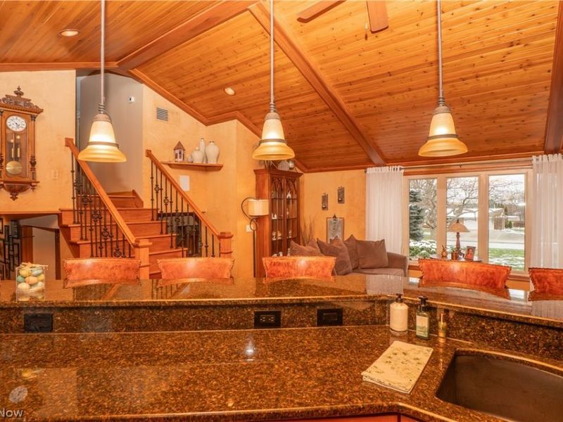 7416 Woodcrest Avenue NE, Canton, OH 44721 Photo 10