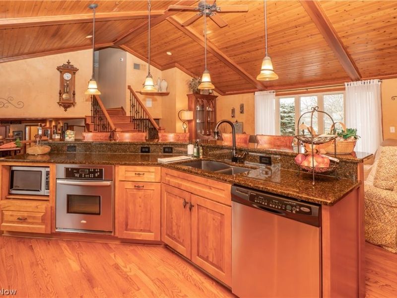 7416 Woodcrest Avenue NE, Canton, OH 44721 Photo 11