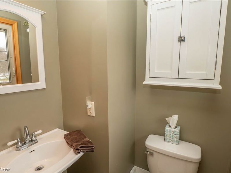 7416 Woodcrest Avenue NE, Canton, OH 44721 Photo 18