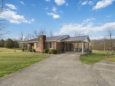 4445 Ky-1778 , Hustonville, KY 40437