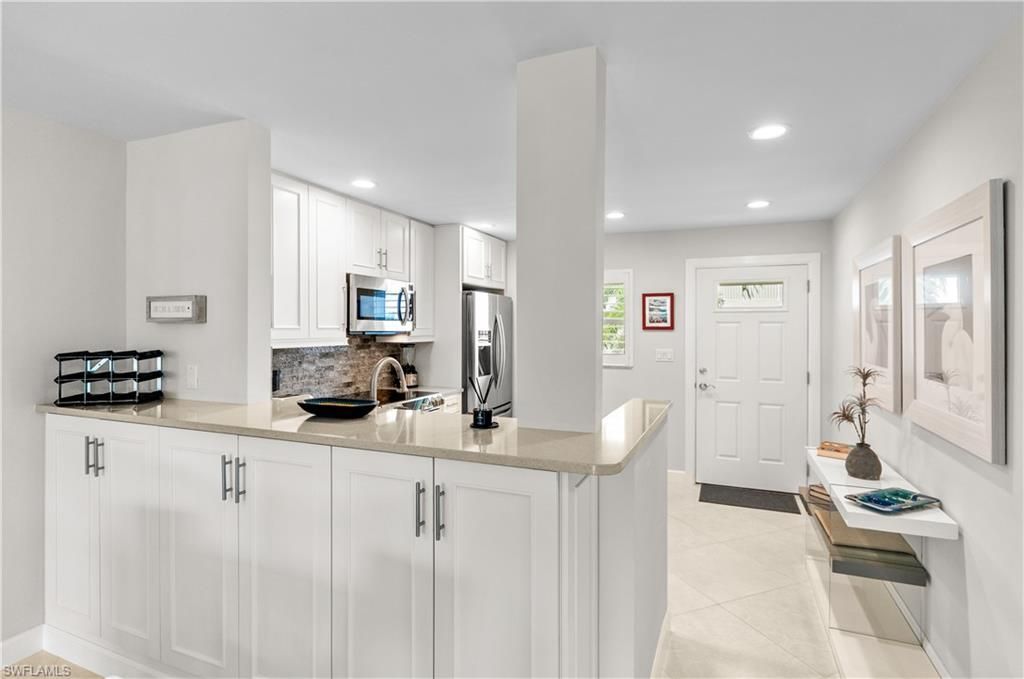 3150 Binnacle Dr Se, Unit 209 - 2J, Naples, FL 34103 Photo