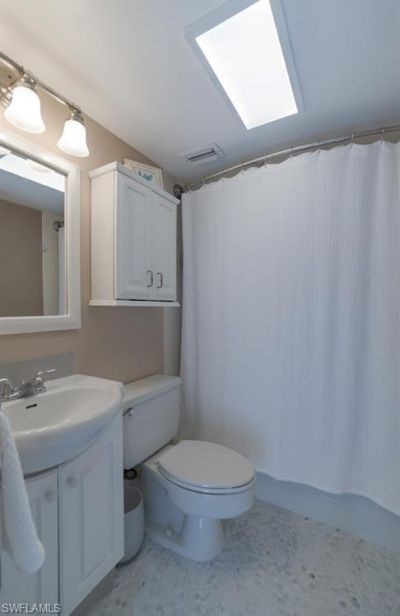 5 Bluebill Ave, Unit 305/405, Naples, FL 34108 Photo