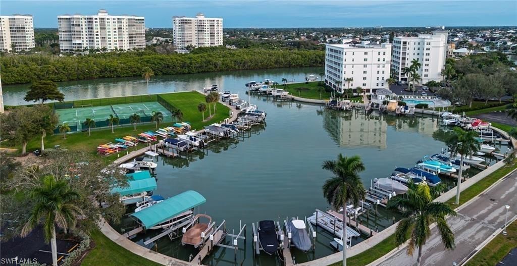 5 Bluebill Ave, Unit 305/405, Naples, FL 34108 Photo