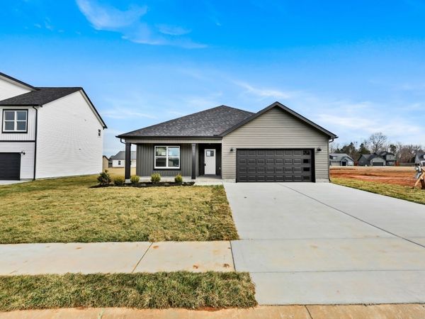 345 Galway Dr, Clarksville, TN 37042