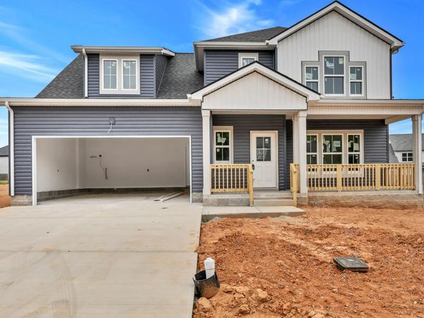 160 Leitrim Dr, Clarksville, TN 37042